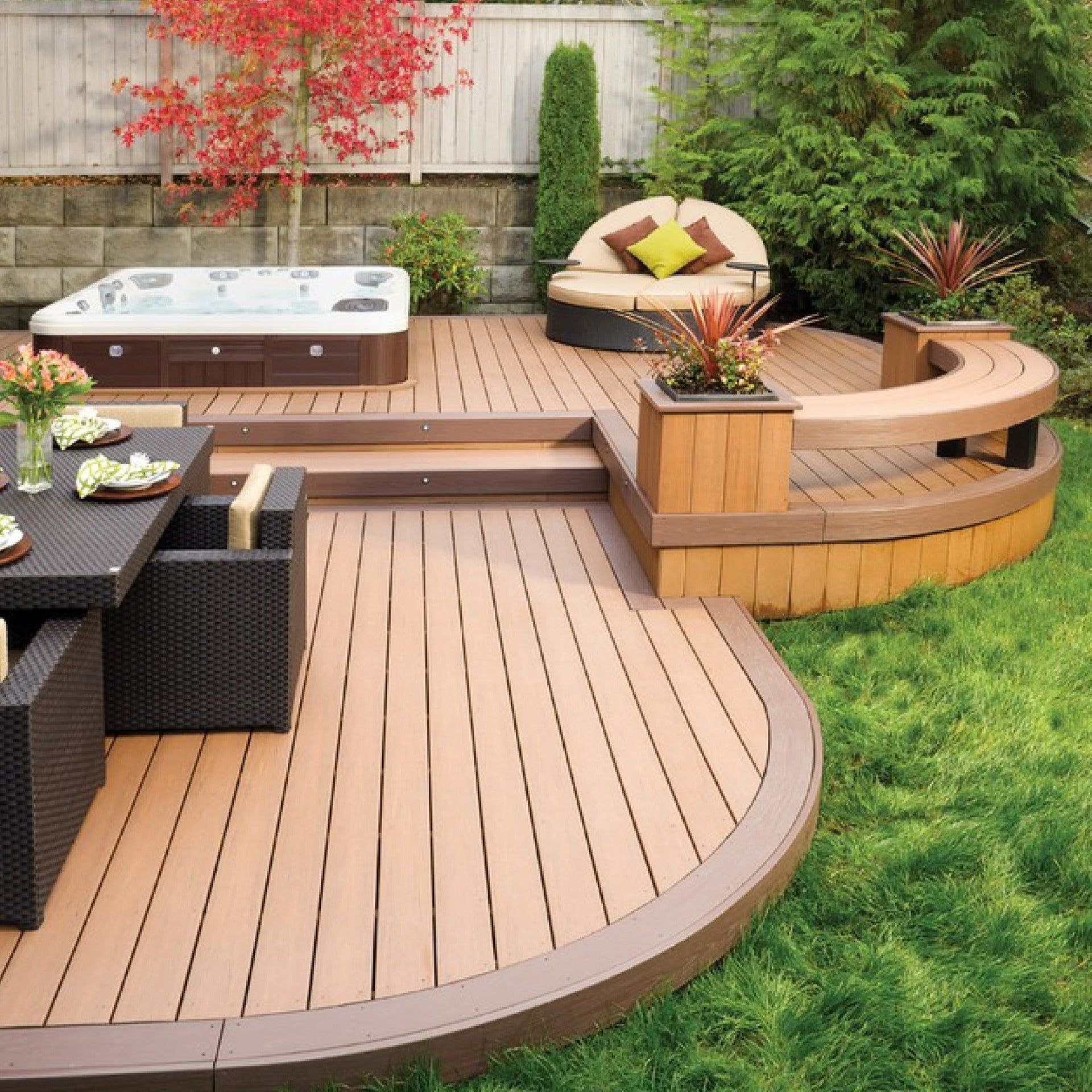 Curved TimberTech